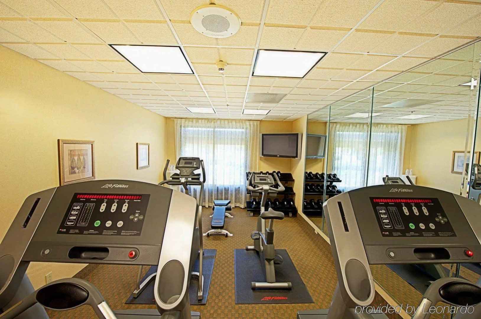 Holiday Inn Express & Suites Tempe by IHG