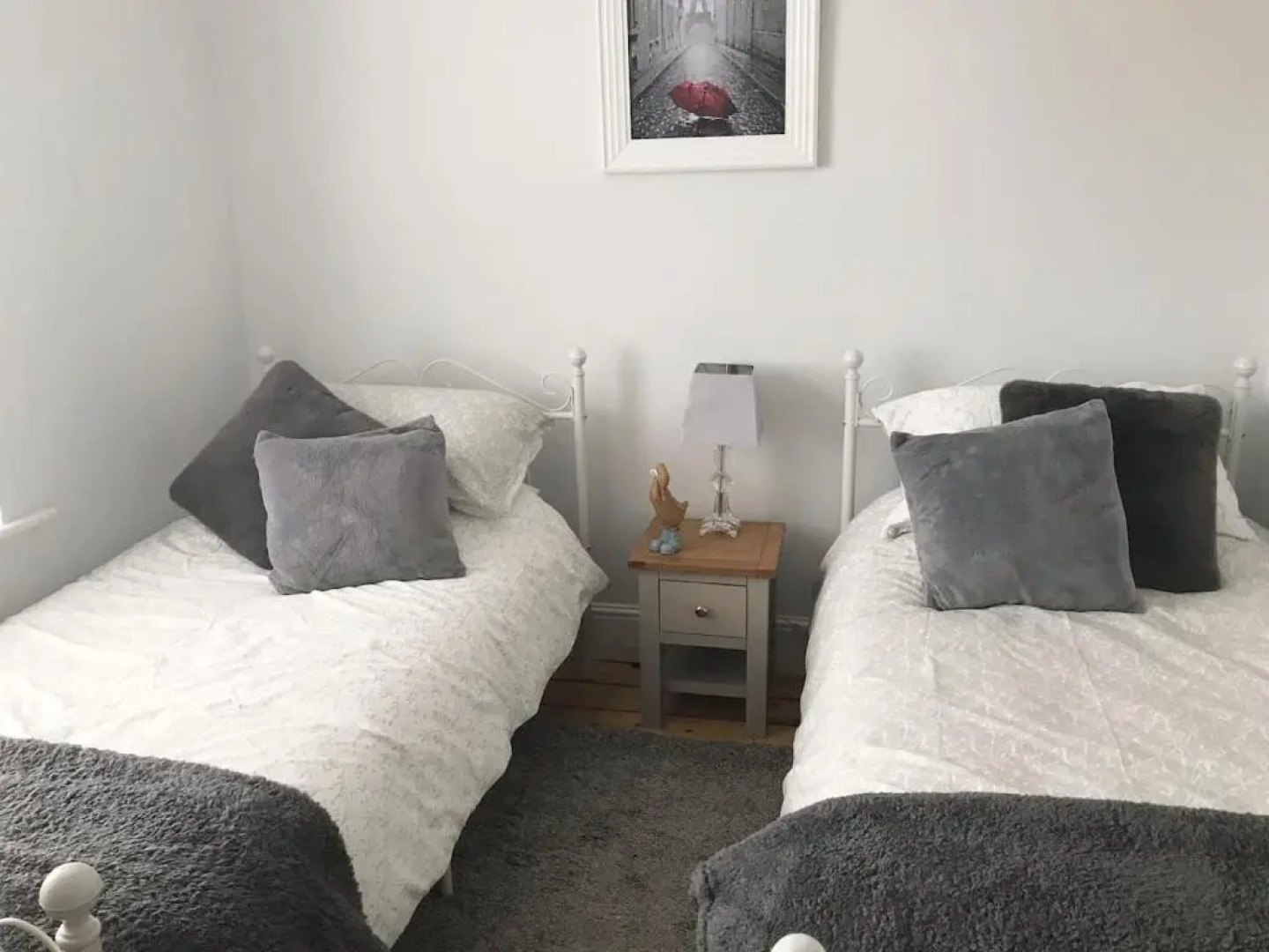 143 New Road Porthcawl