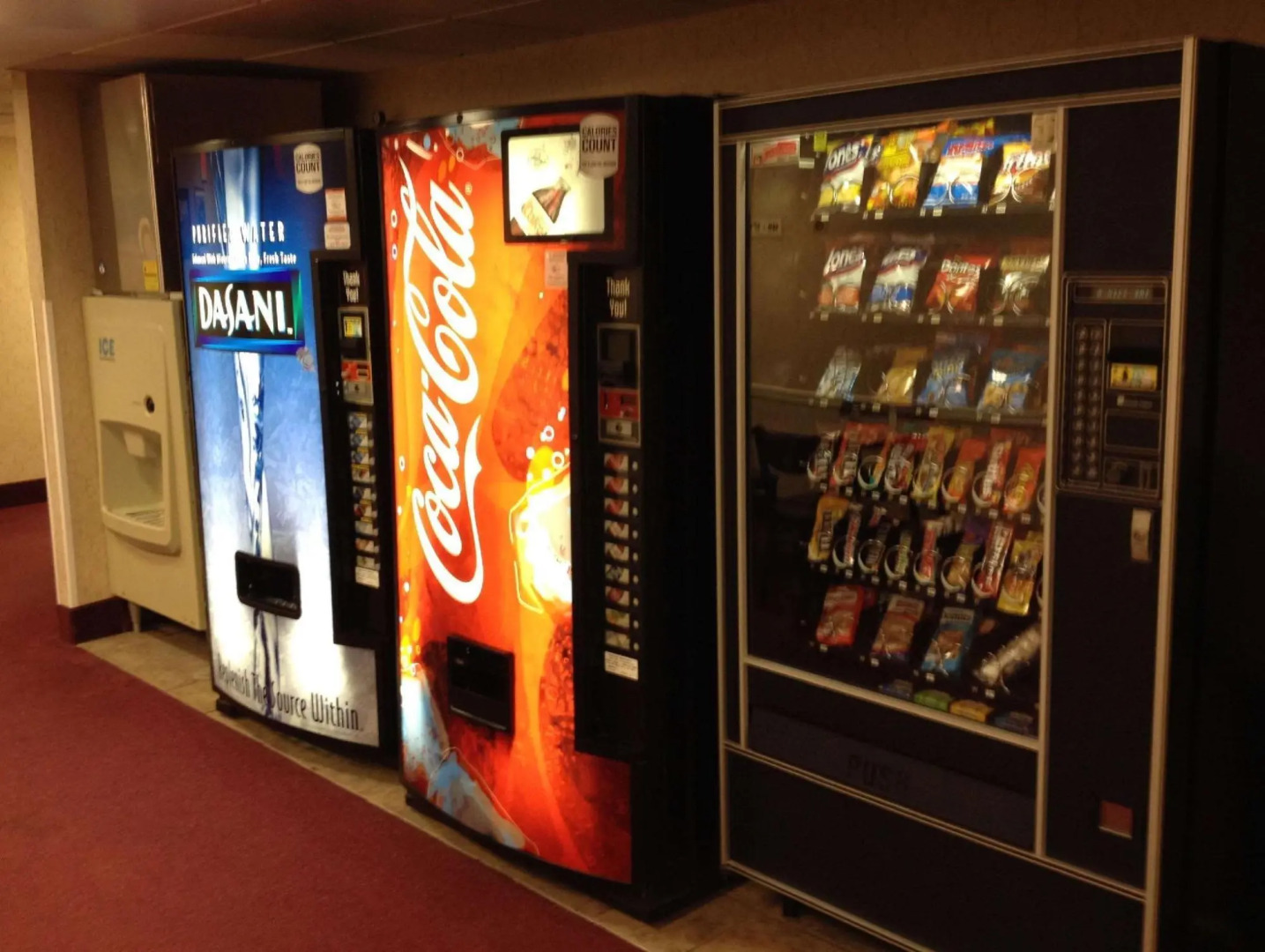 Country Hearth Inn & Suites Willard