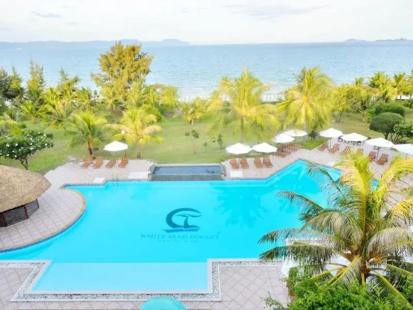 White Sand Doclet Resort And Spa