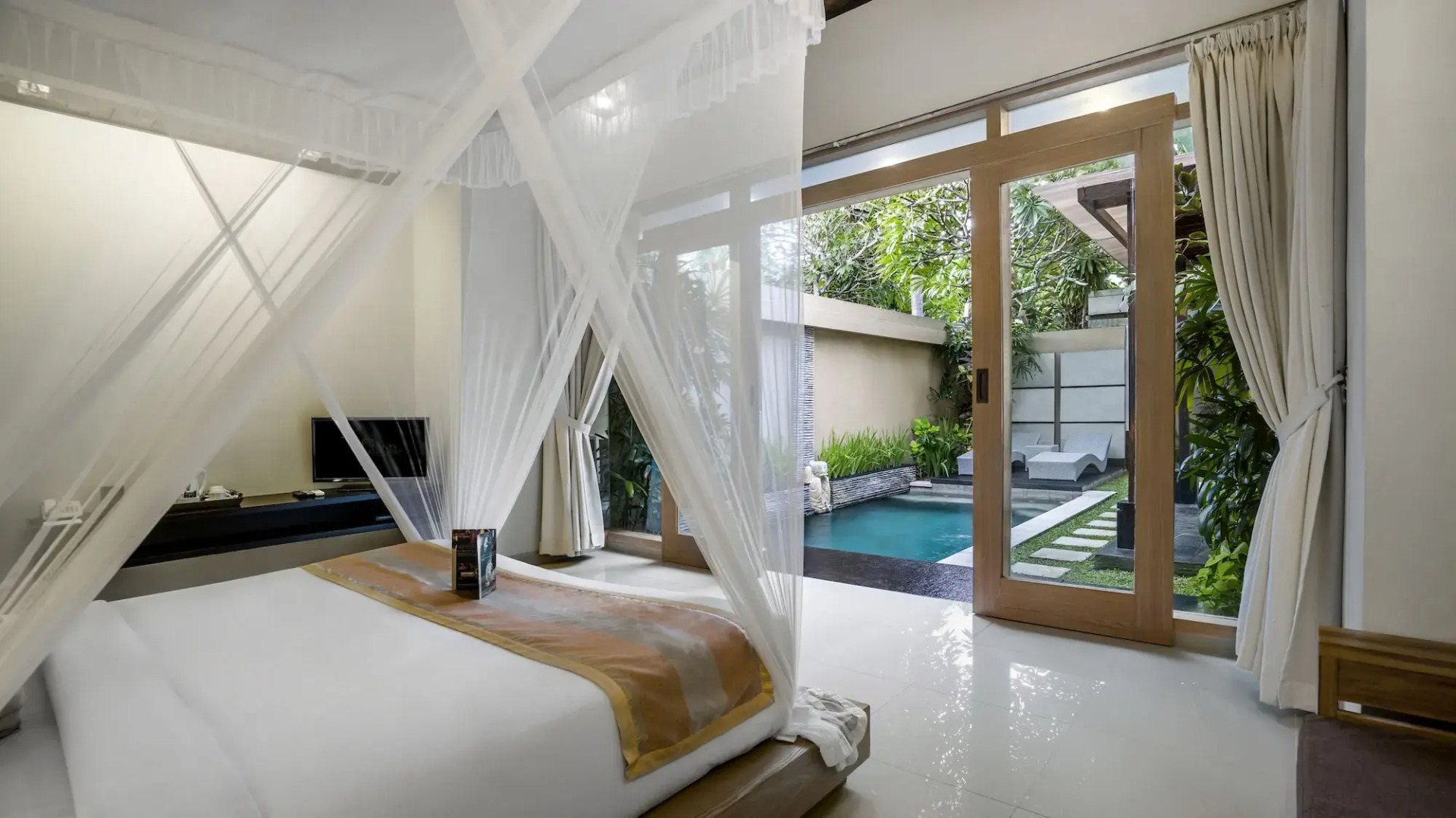 Tonys Villas & Resort