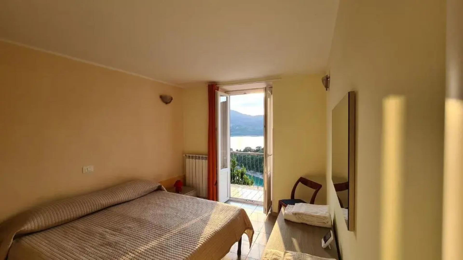 Village on the Lake "Casa Vacanze Vista Lago" Wifi 100 Mbps