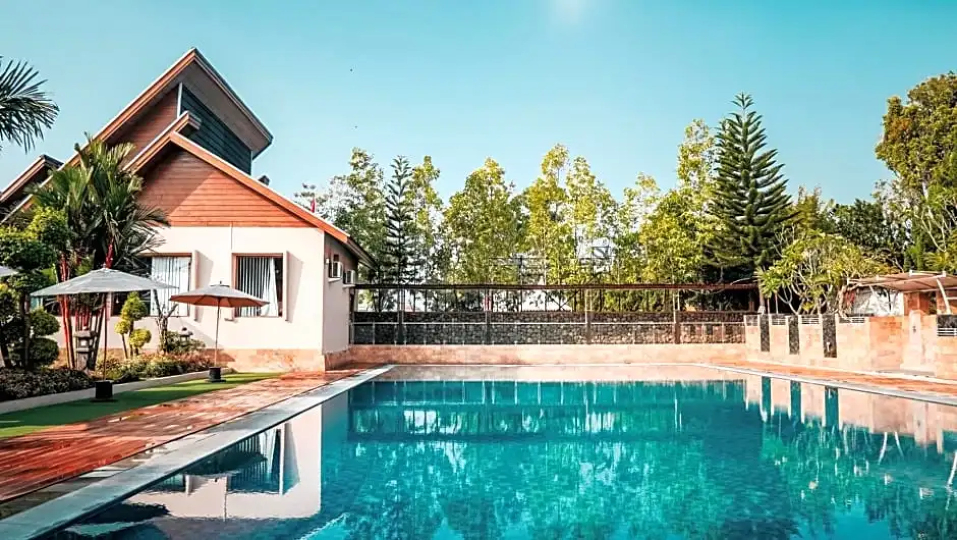 Rancabango Hotel & Resort