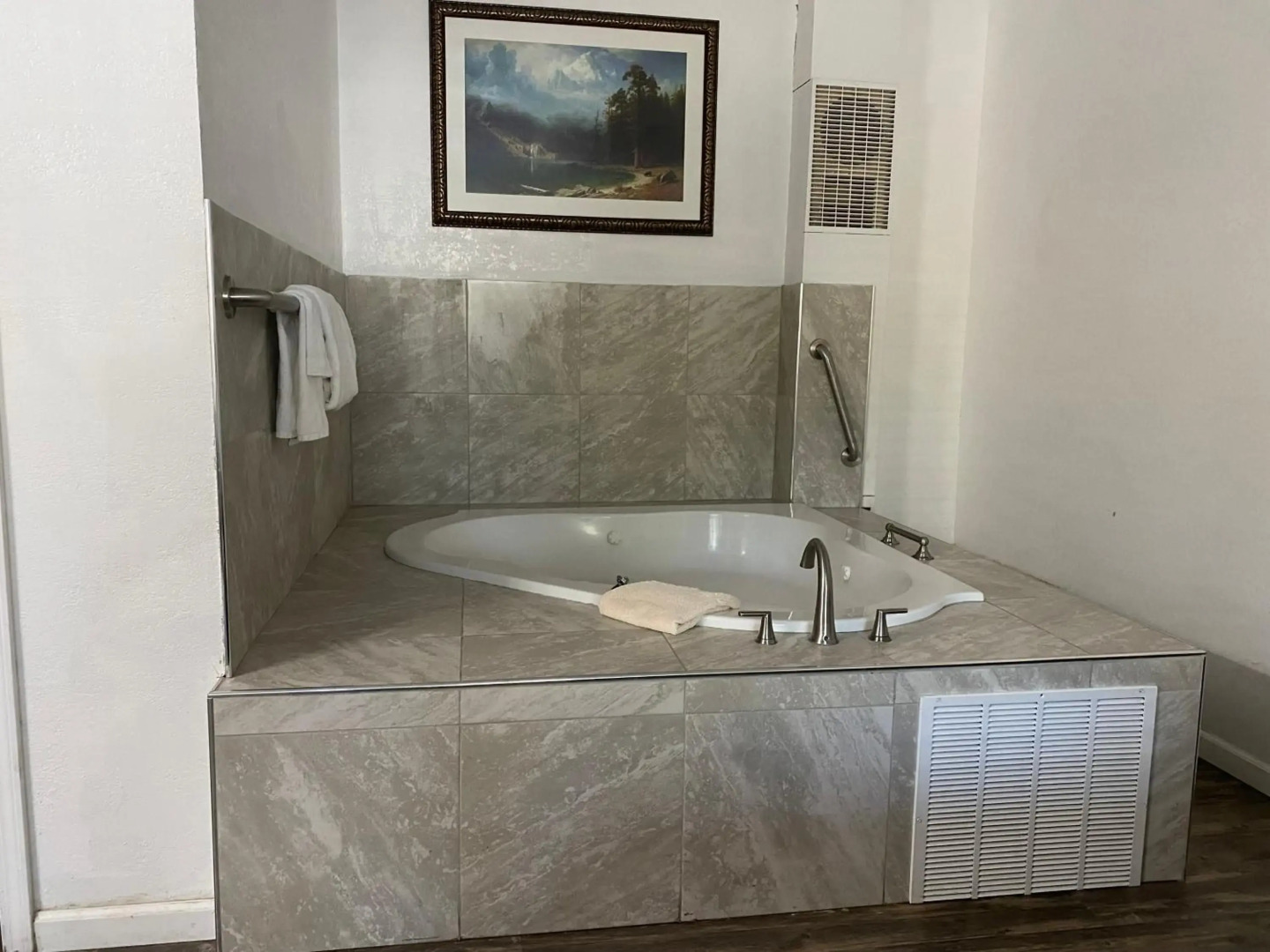 Big Pines Mountain House