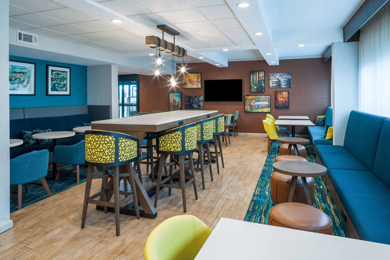 Spark by Hilton Bardstown