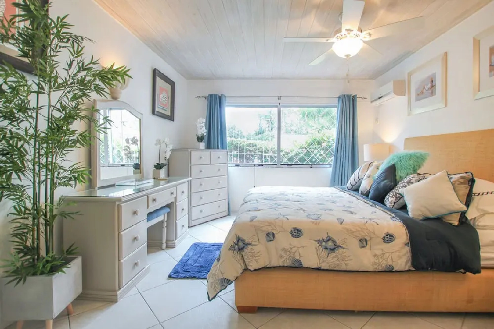 Aquamarine by Blue Sky Luxury