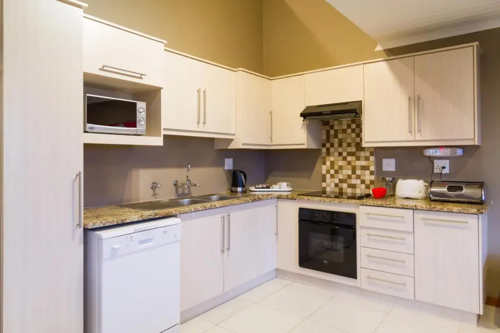 Stonehill River Lodge