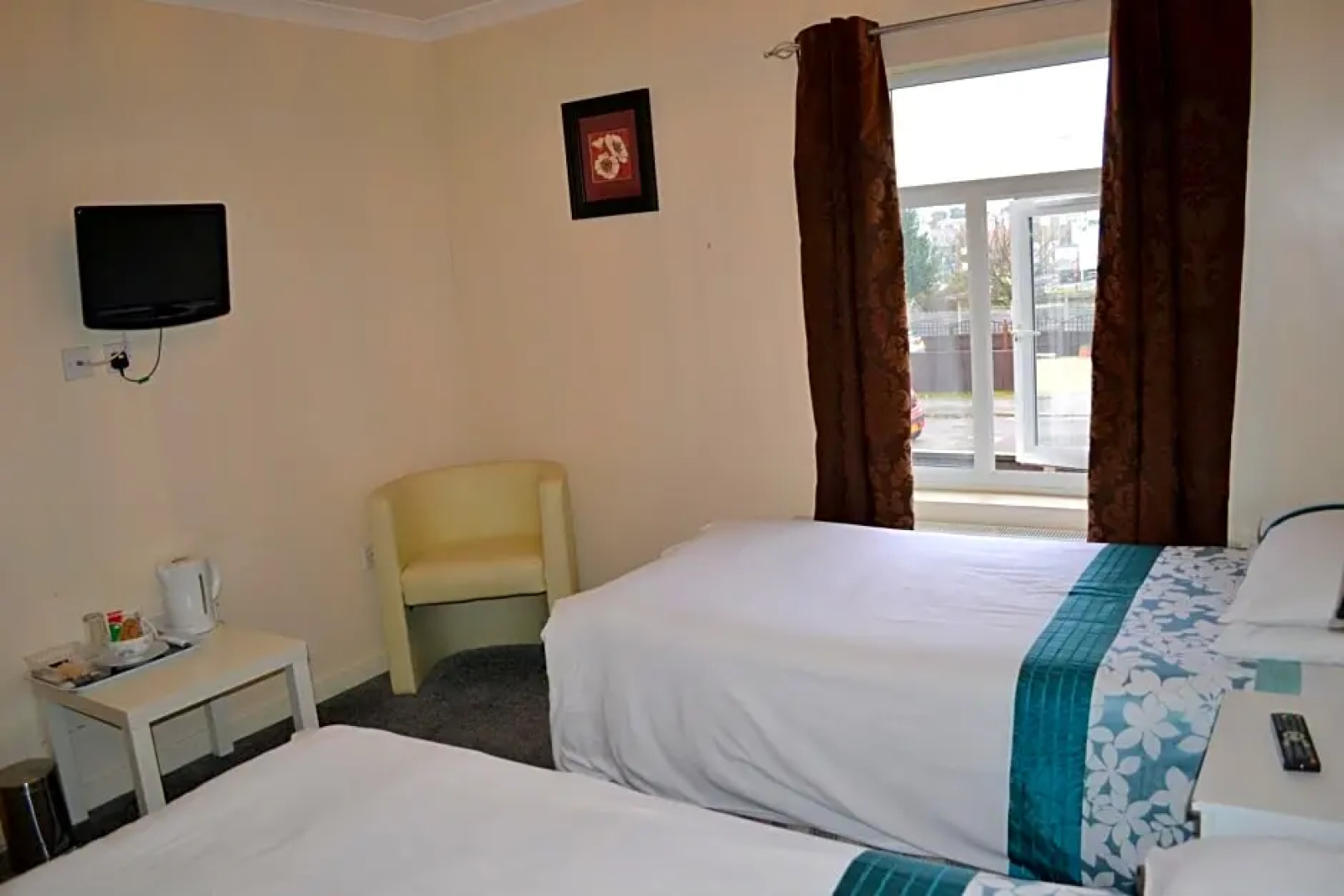 Annies Guest House