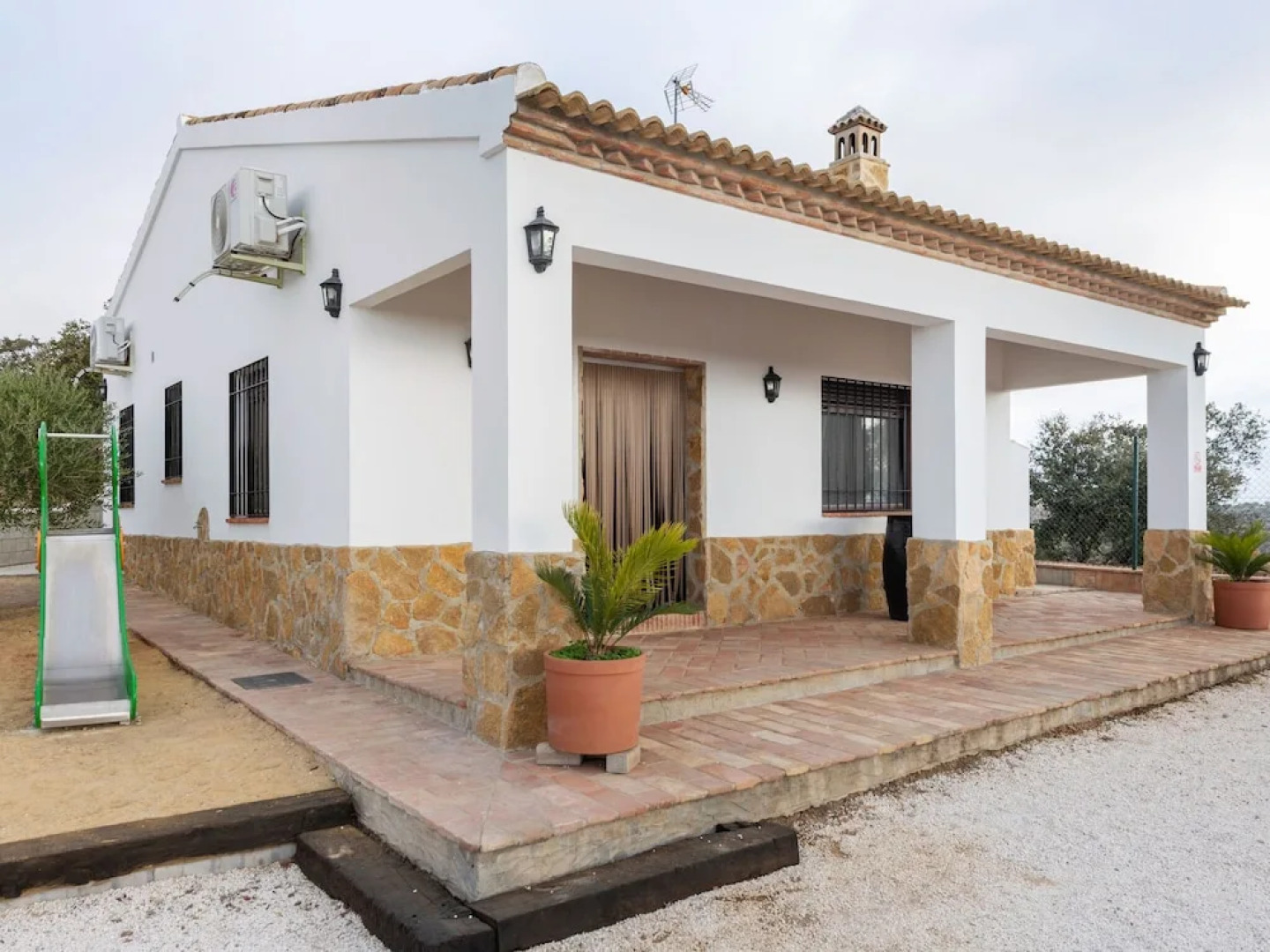 Quaint Holiday Home in Sevilla With Swimming Pool