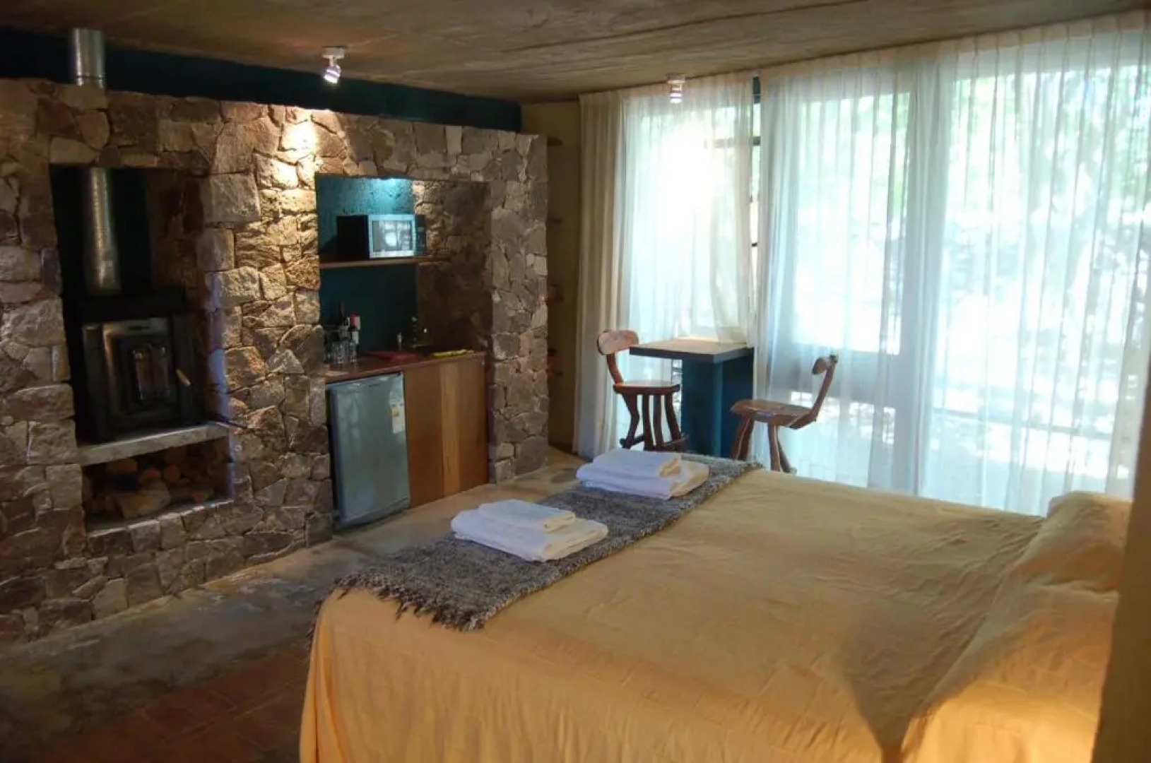 Cuatrovientos Hostería