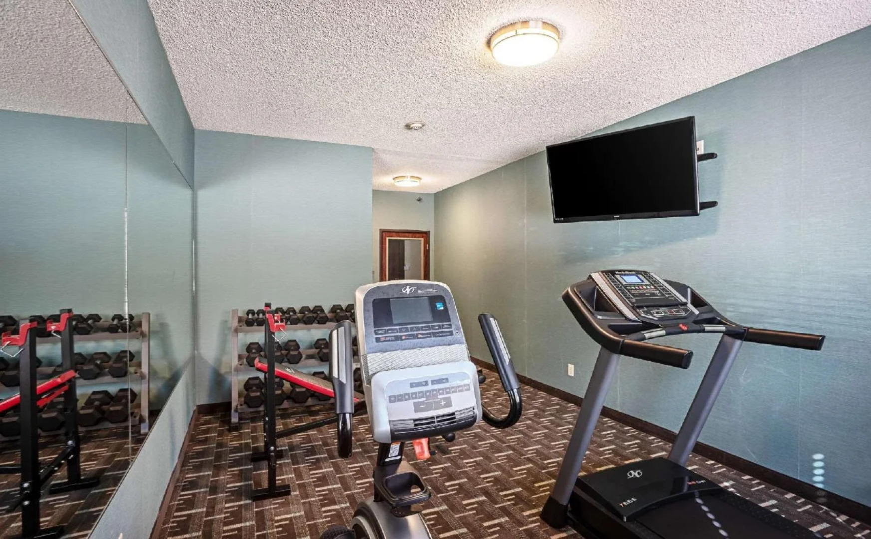 Quality Inn Galesburg near US Highway 34 and I-74