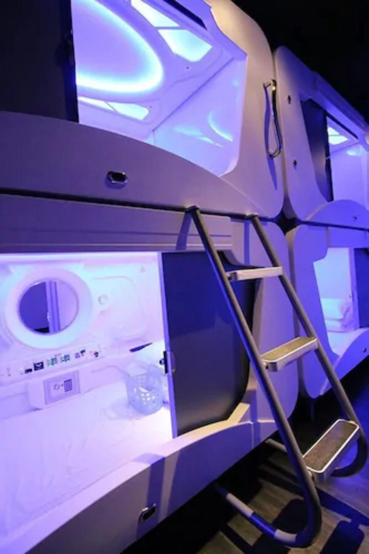 Heybear Capsule Hotel