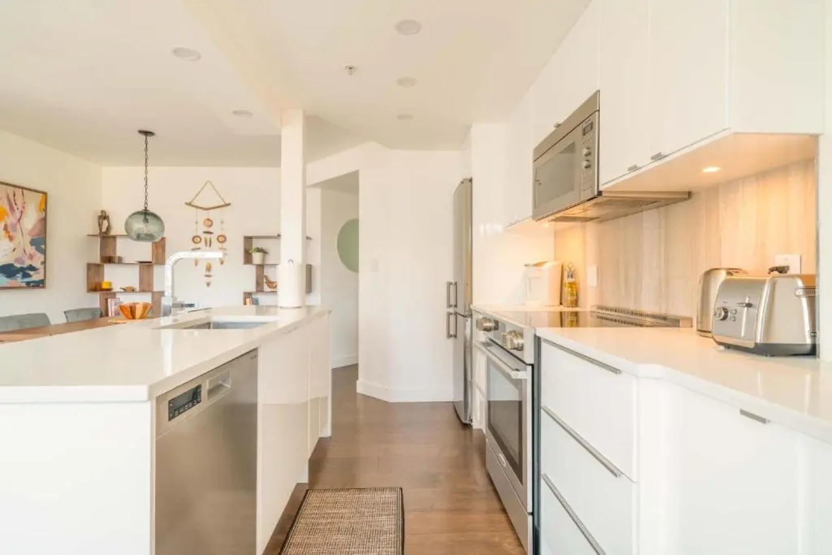Sunset Beach Walk 2BD+2BA+1PRK Yaletown