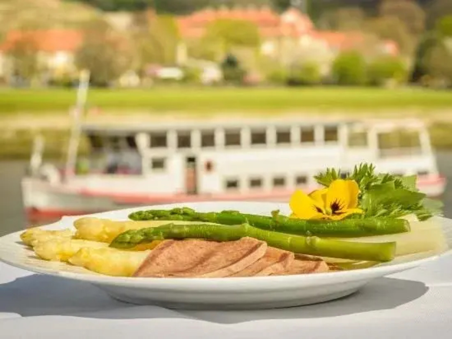 Elbklause Niederlommatzsch