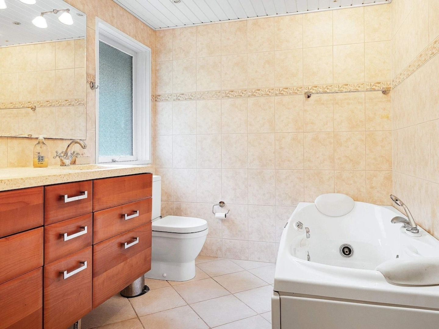 Garden View Holiday Home in Frederikshavn near Sea