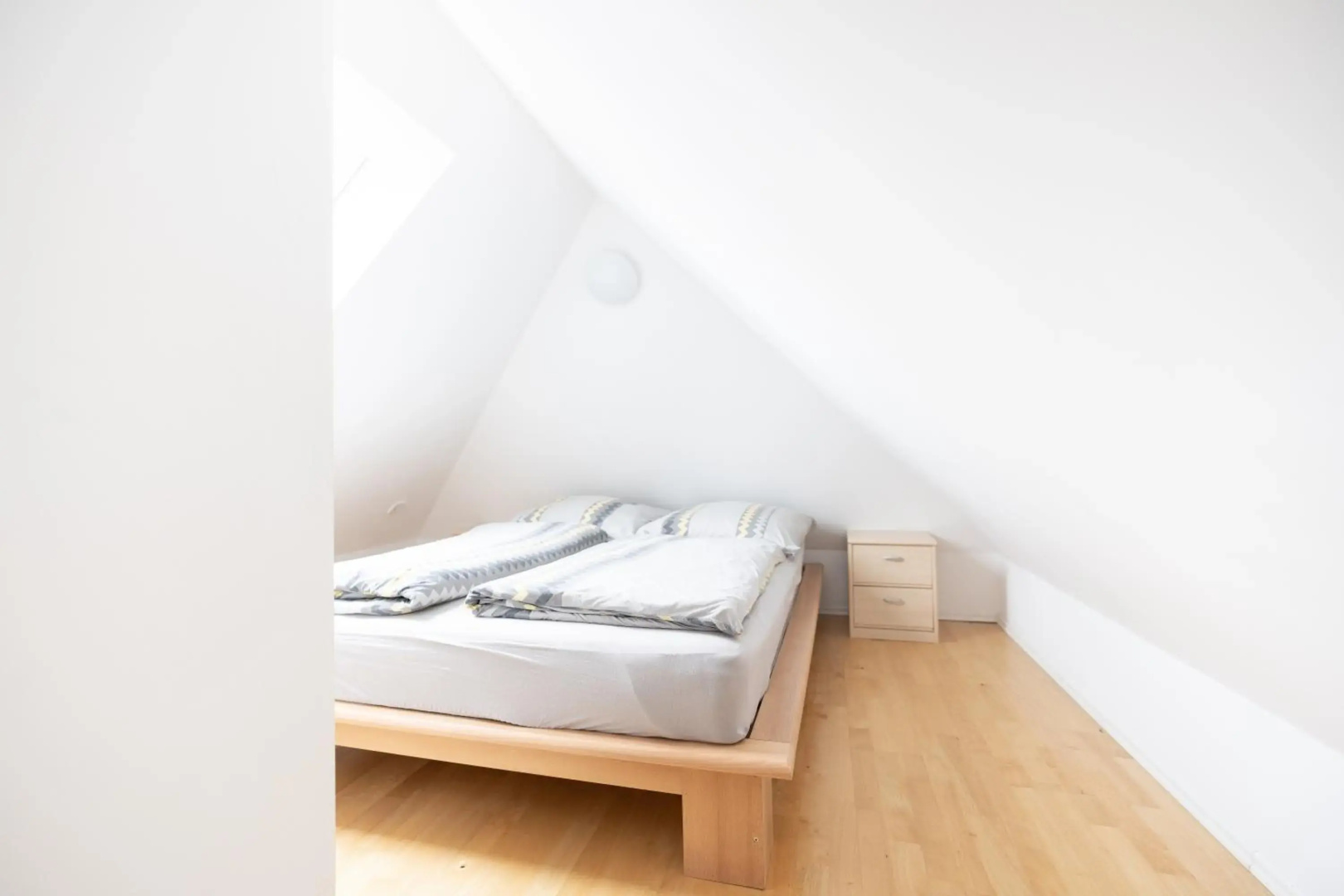Apartment 27