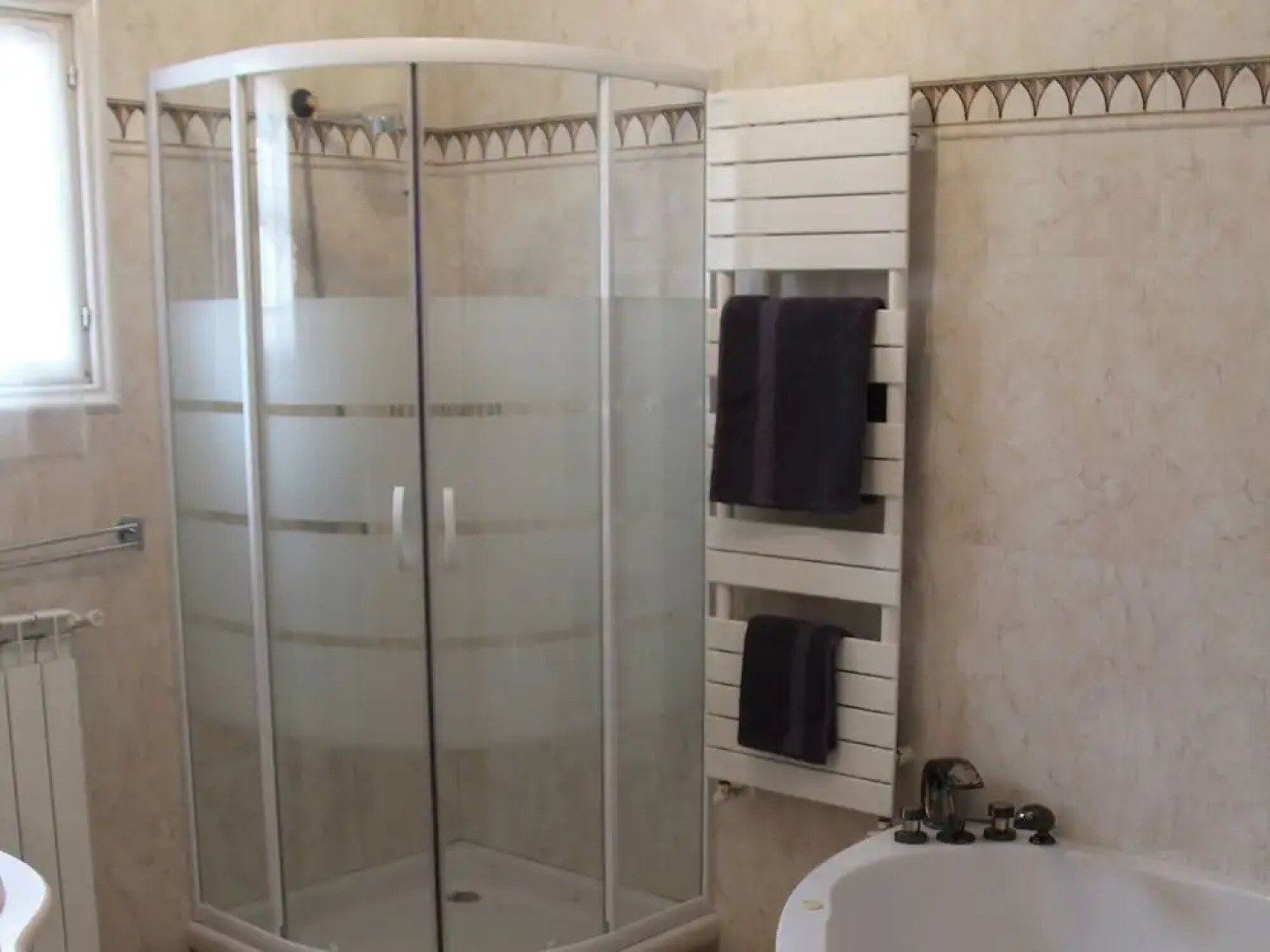 Gorgeous Villa in Montcaret With Private Swimming Pool