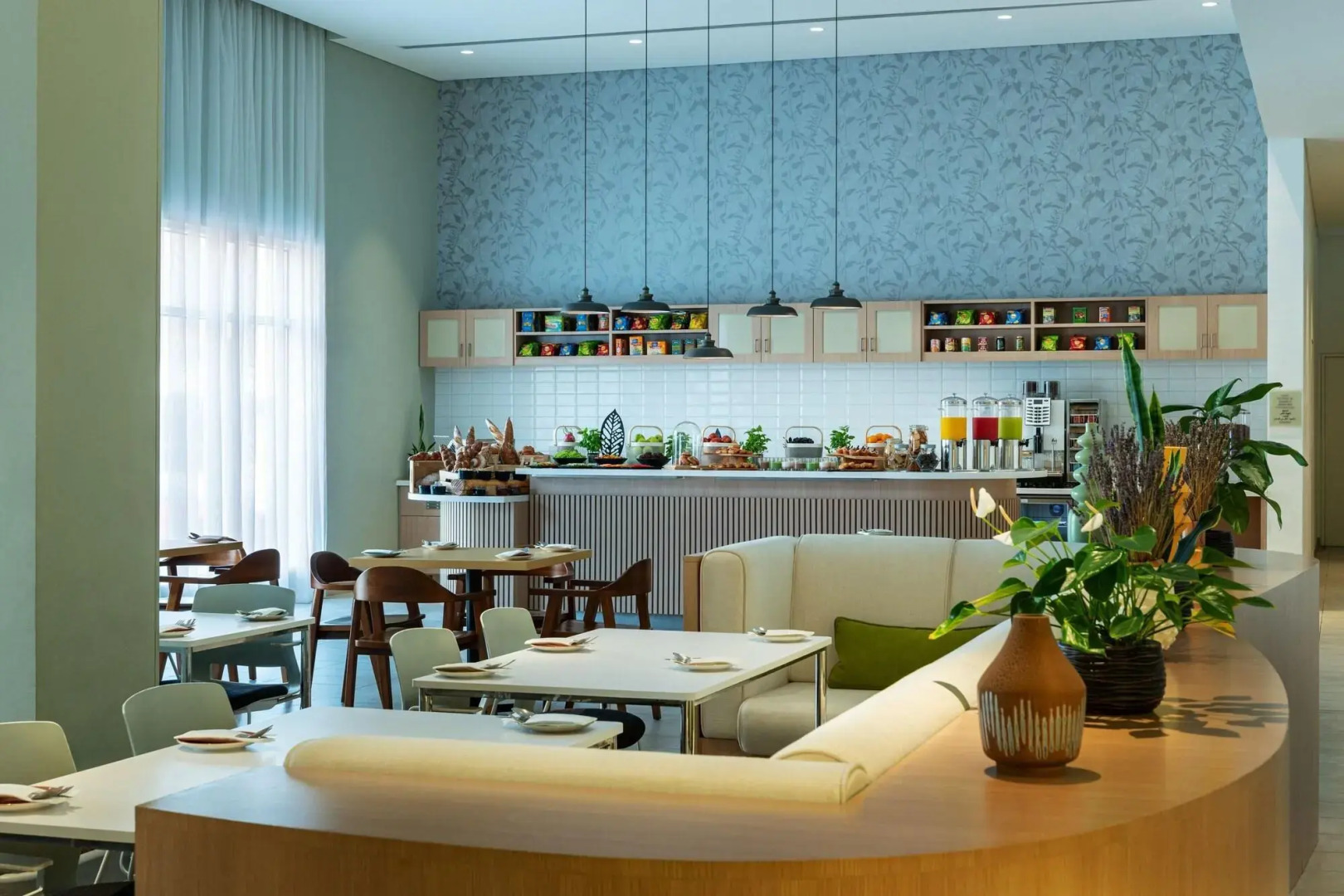 Element Al Mina, Dubai