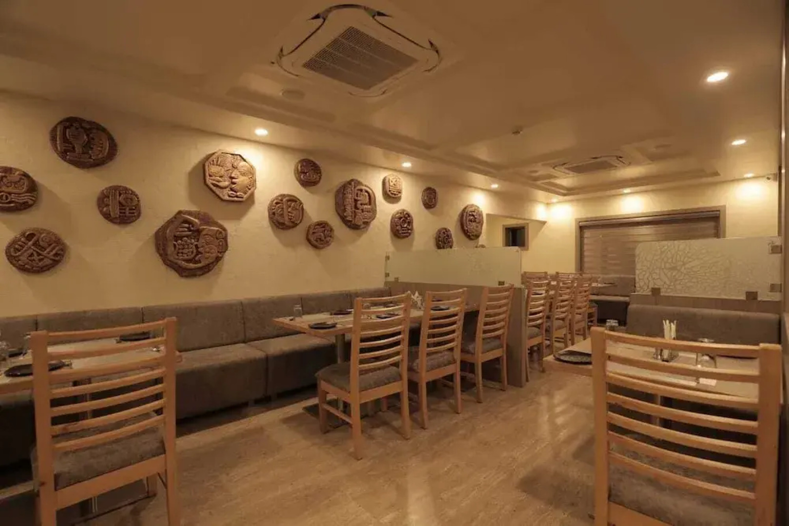 Pride Biznotel Gir Sasan