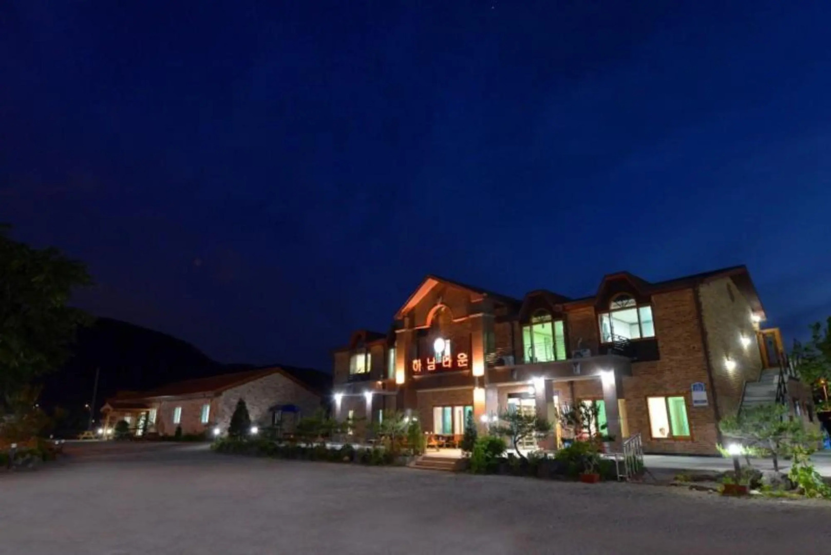 Yeoncheon Wanguijataek Pension