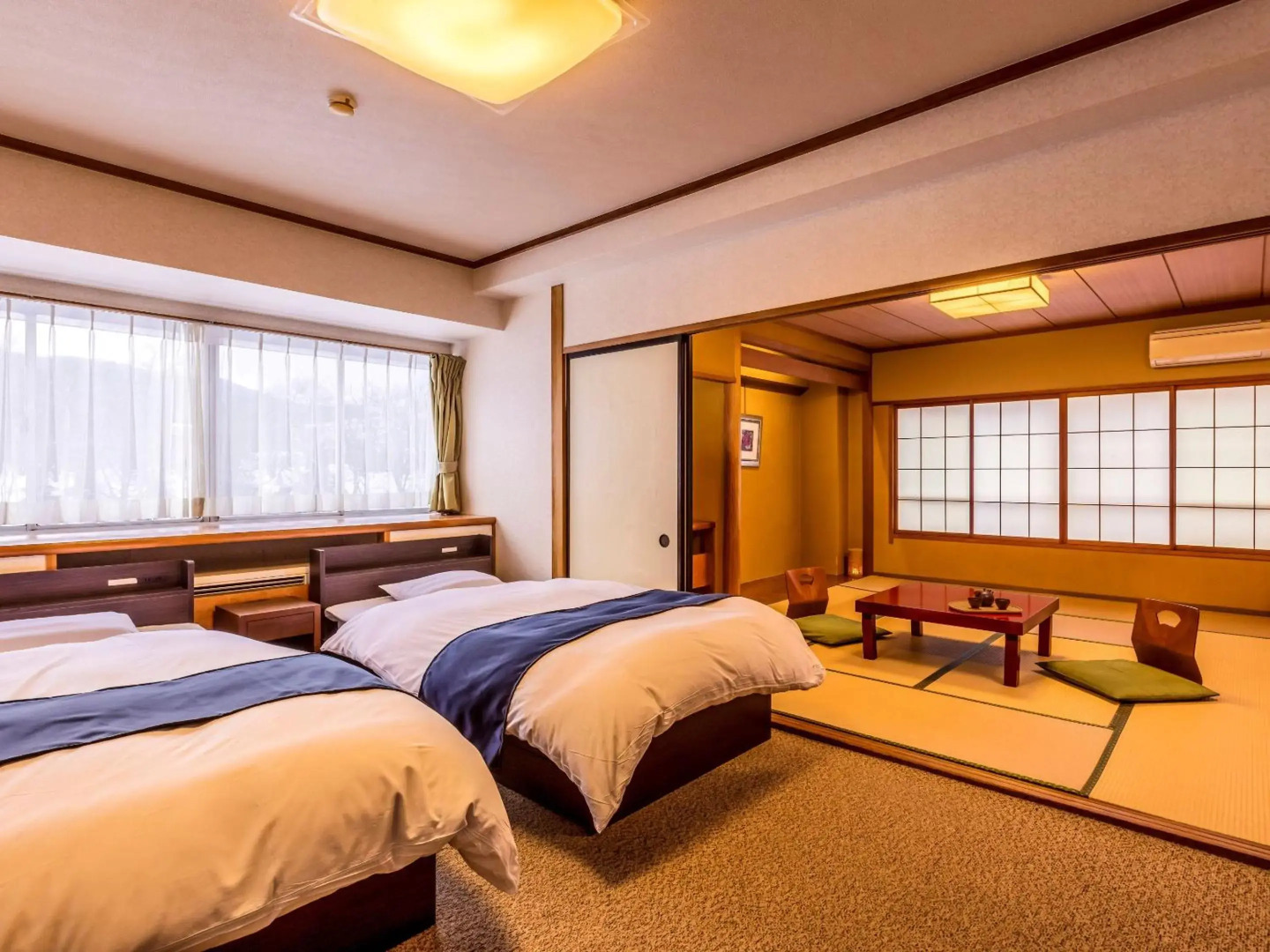 Ooedo Onsen Monogatari Premium Yamanaka Grand Hotel