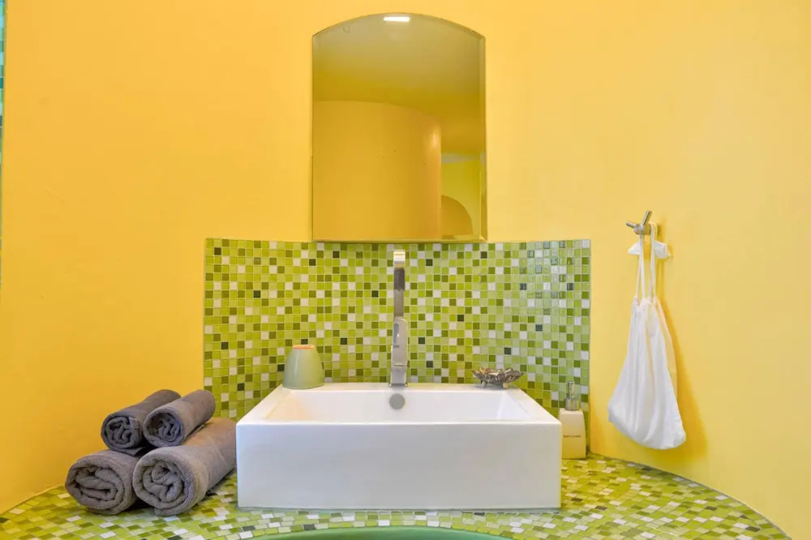 Le Divine Comedie Beach Resort