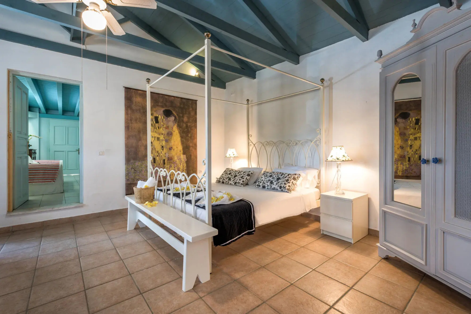 Sarakino The House of Literature