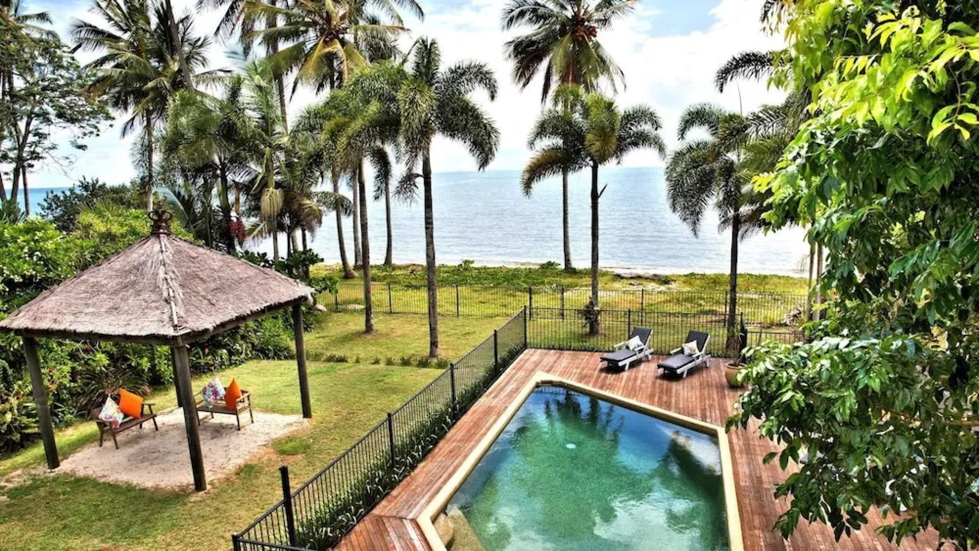 Absolute BeachFront Bliss @ Newell Beach