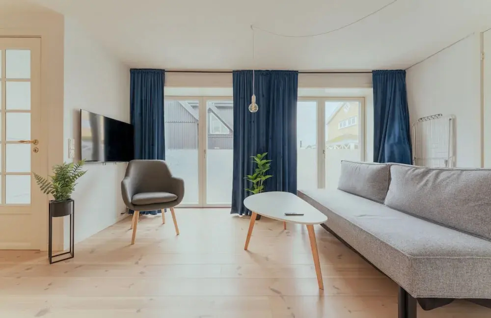 Cozy Downtown Studio Apartment