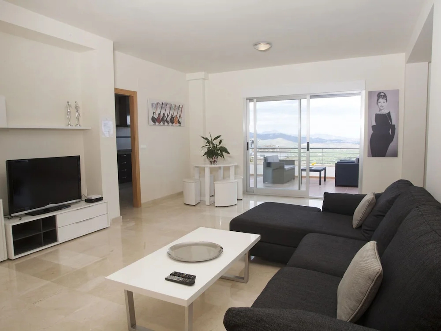 Luxury Apartment With a hot Tub, on the Monte Pego Mountain