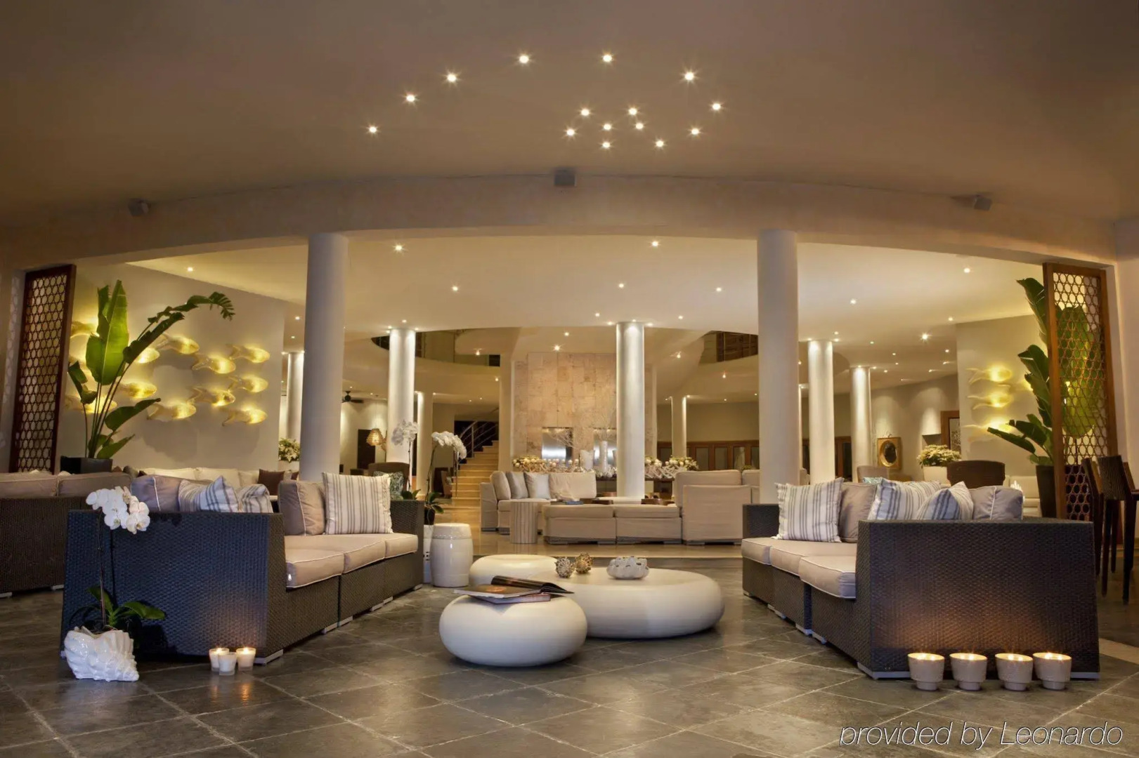 The Bannister Hotel & Yacht Club