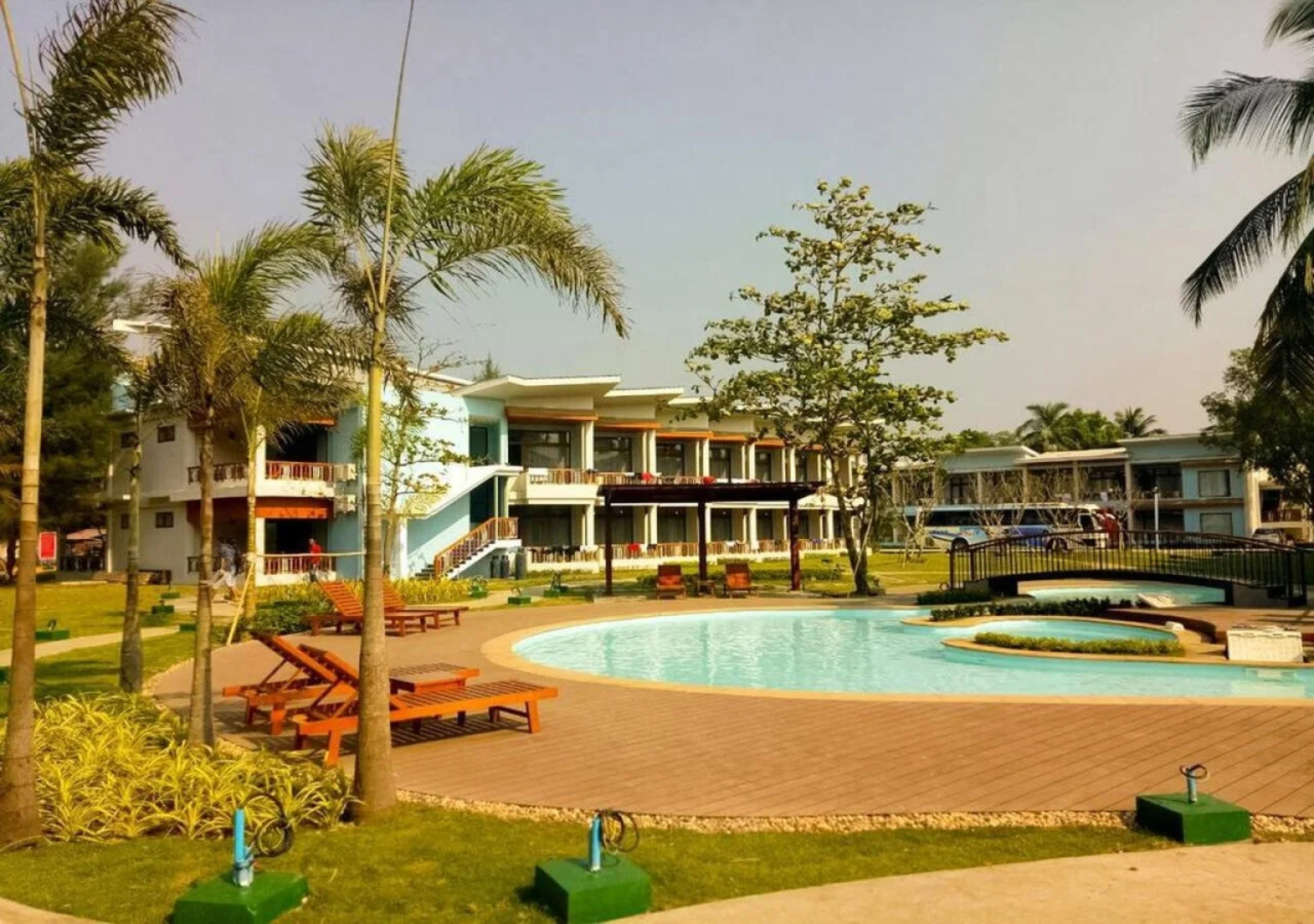 Azura Beach Resort