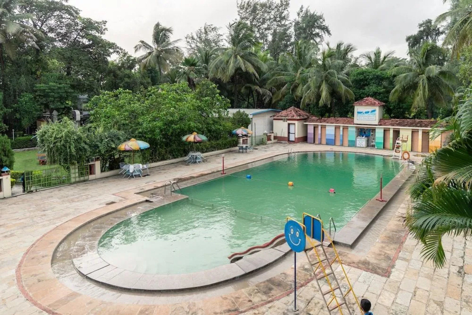 Capital O 47539 Capital O Umbergaon Club