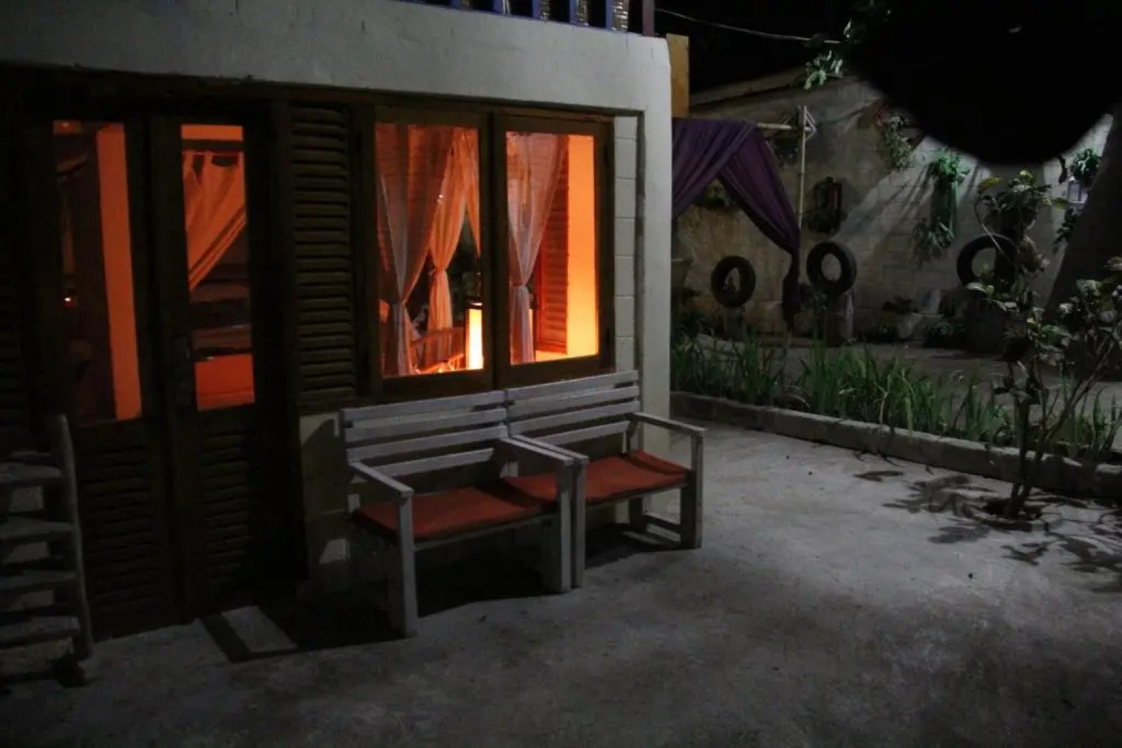 Cemara Beachfront Suite