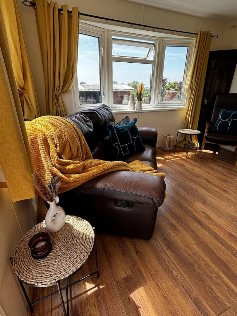 2 Bed Chalet on Working Farm