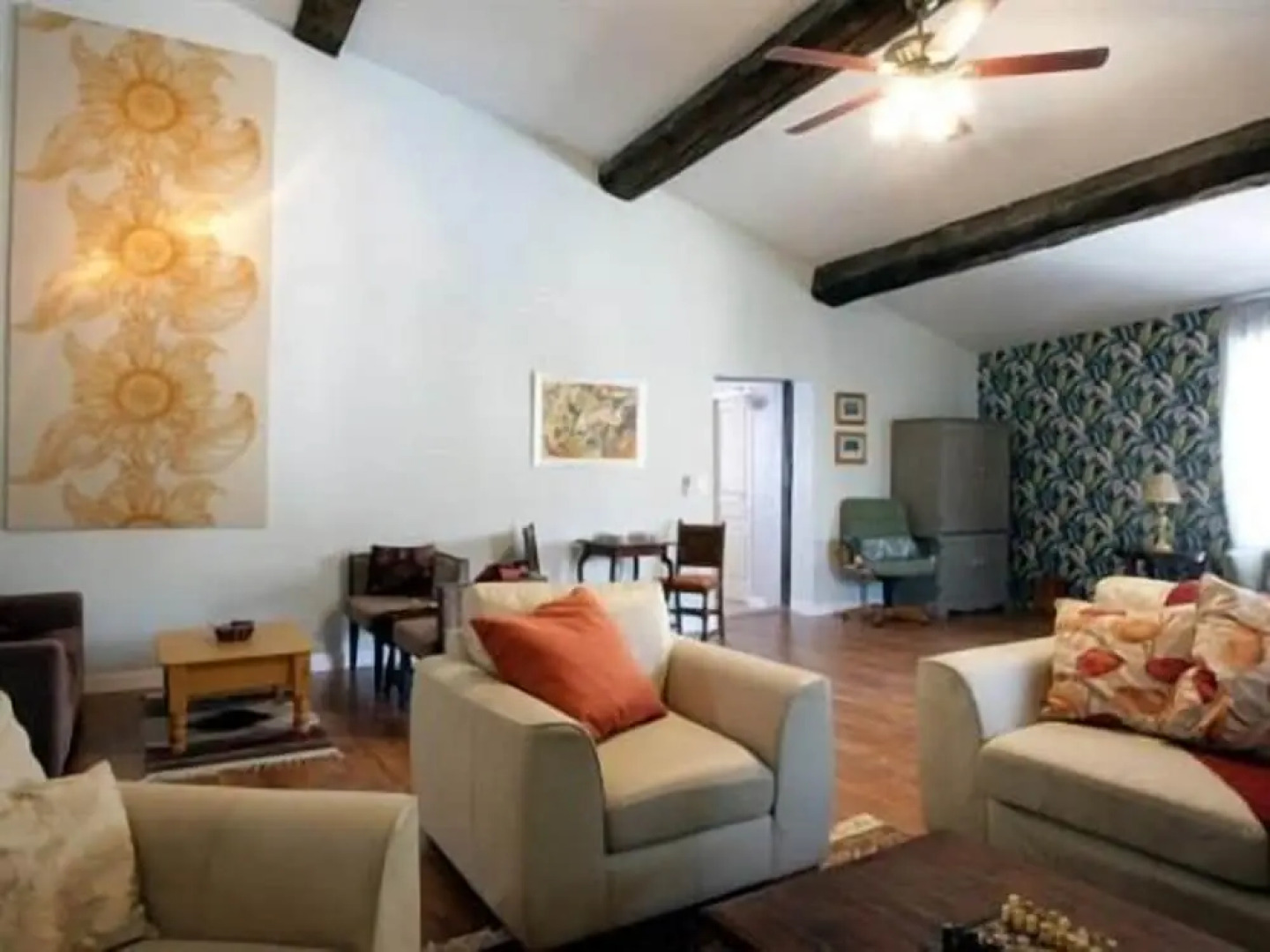 Maison de Textile Apartment