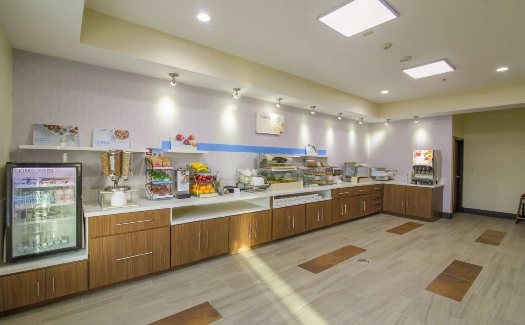 Holiday Inn Express & Suites Raymondville by IHG