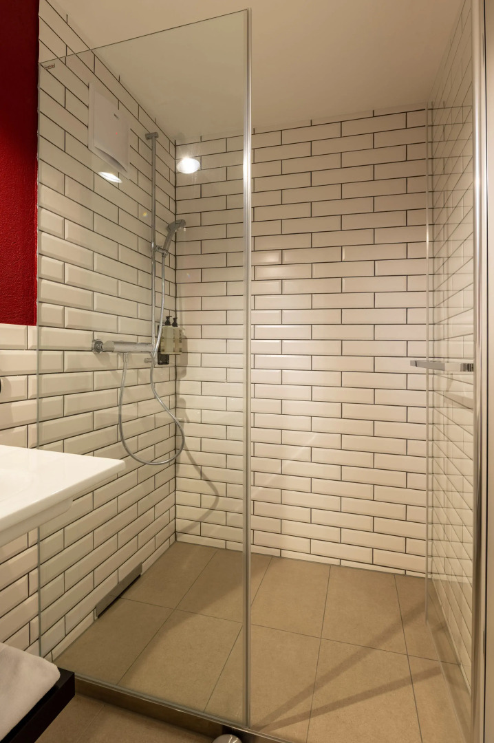 Emma's Hotel - Bed & Breakfast Self Check-in Hotel