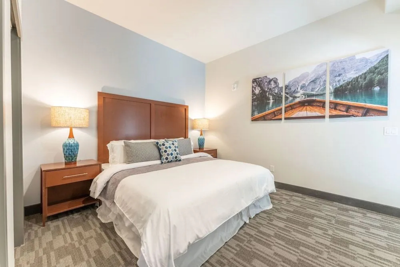 The Lodge Lake Chelan