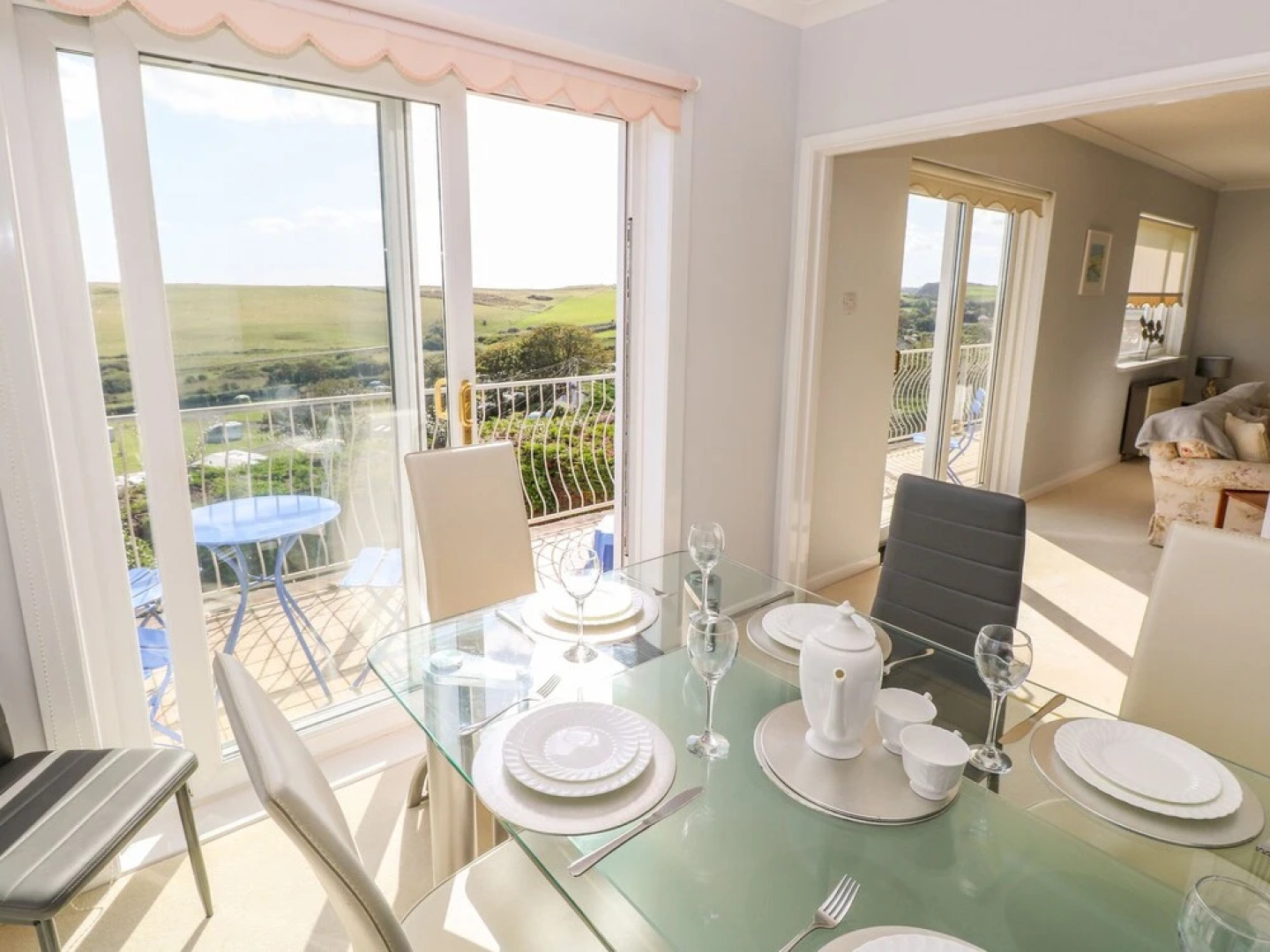 3 Strawberry Gardens