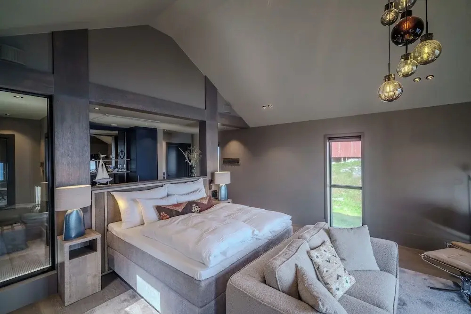 Henningsvær Bryggehotell - by Classic Norway Hotels