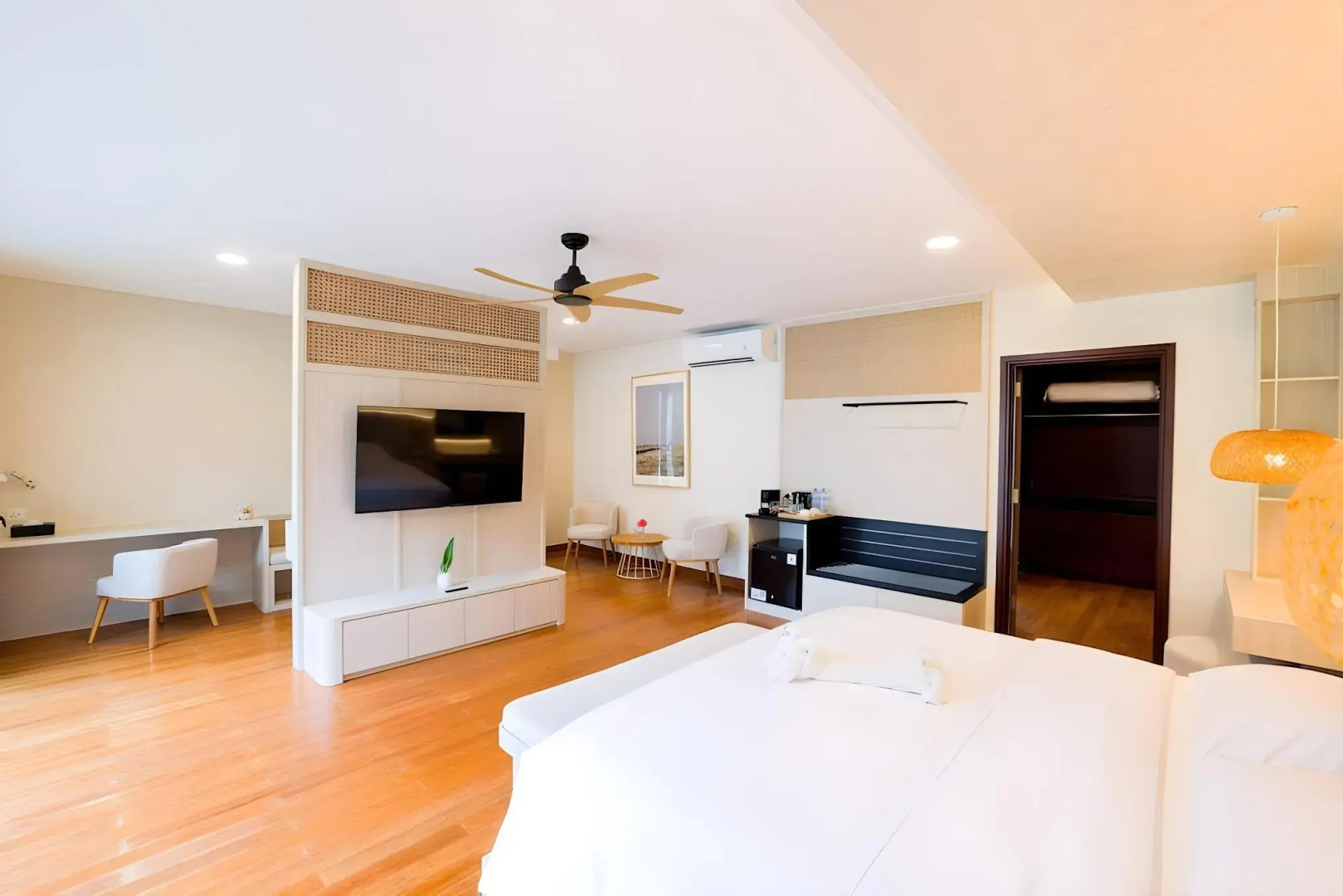 Pantai Indah Lagoi Bintan