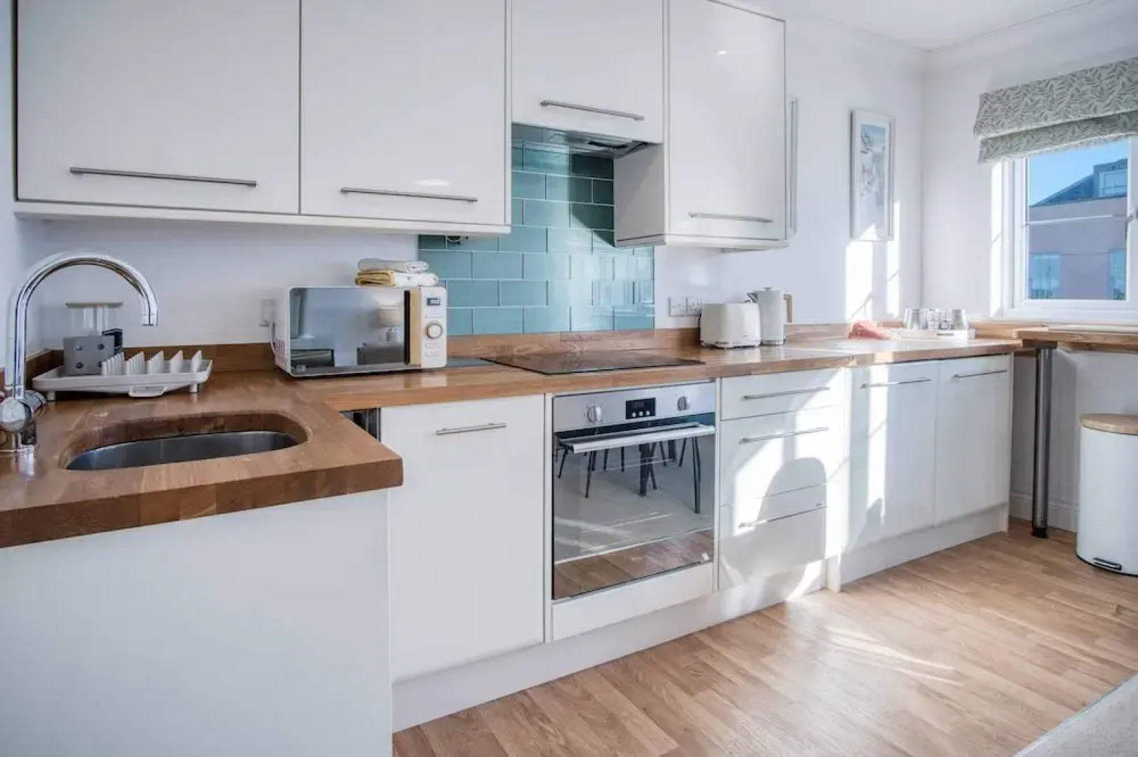 The Nook North Beach - 1 Bedroom Apartment - Tenby