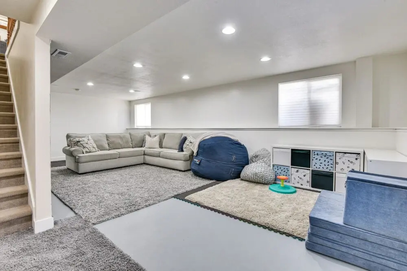 Layton Home w/ Pool + Hot Tub, 23 Mi to Snowbasin!