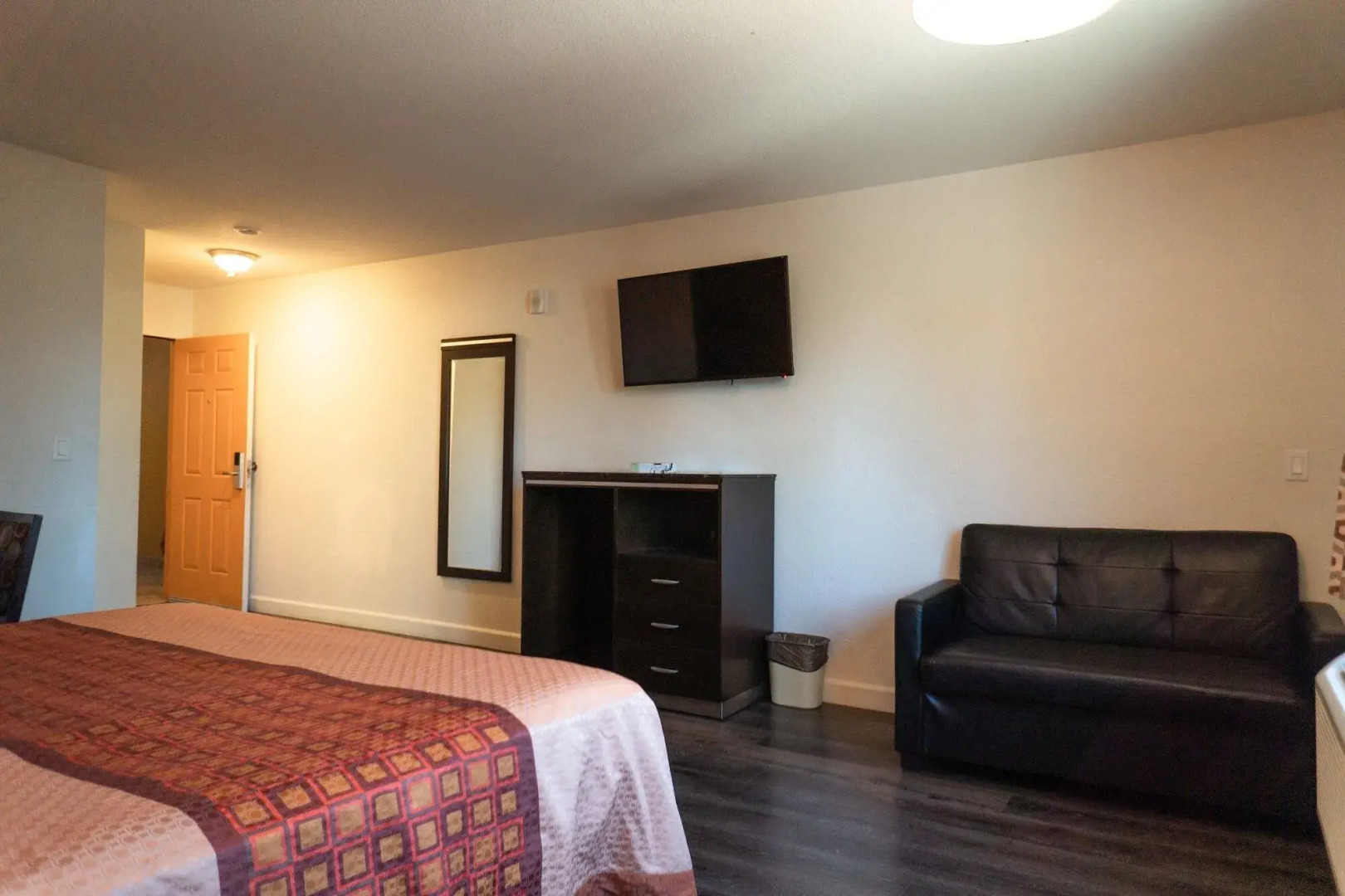 Maywood Inn