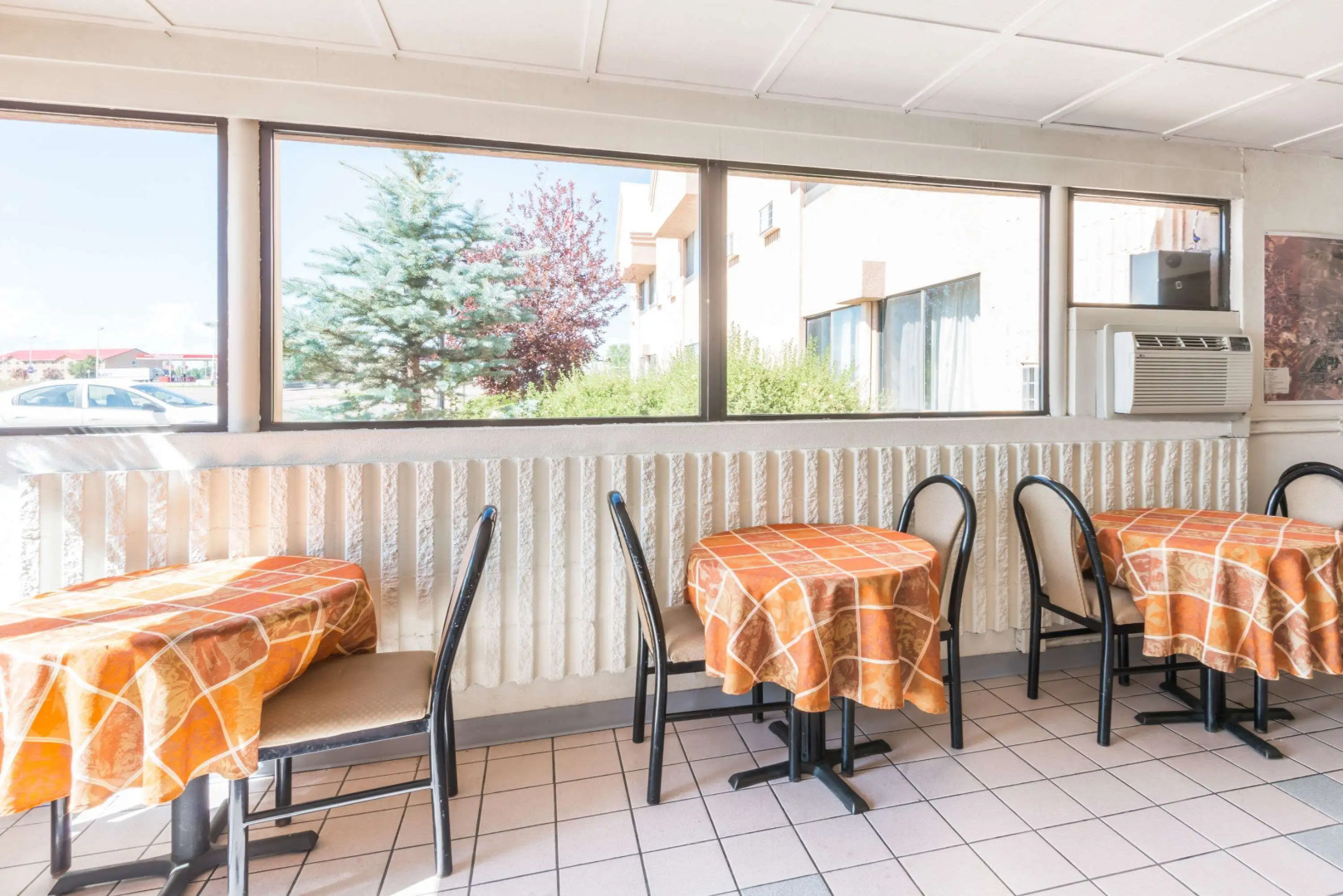 Super 8 by Wyndham Laramie