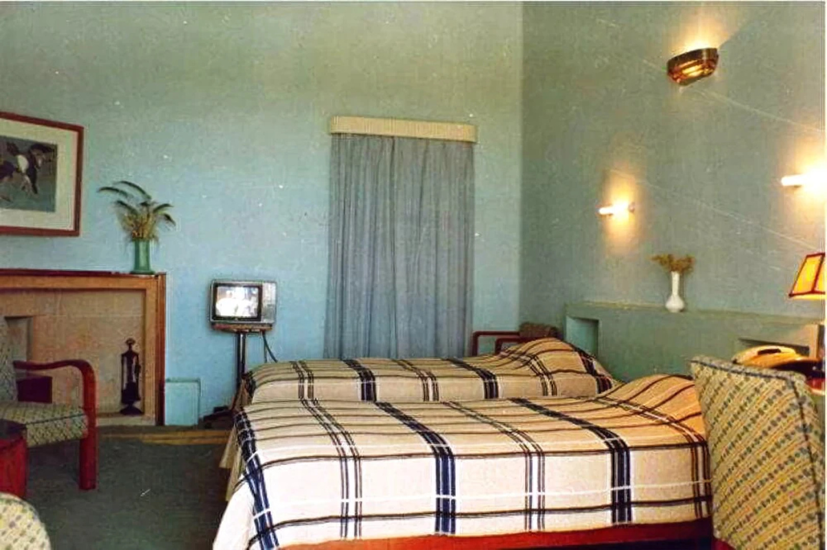 Sardar Samand Palace