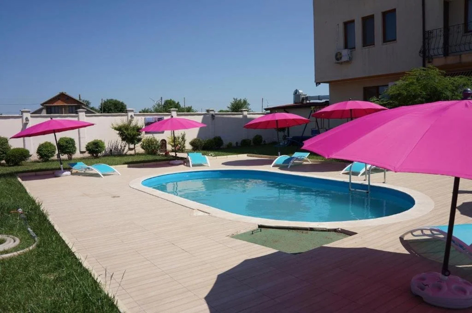 Guest House Golden Flake