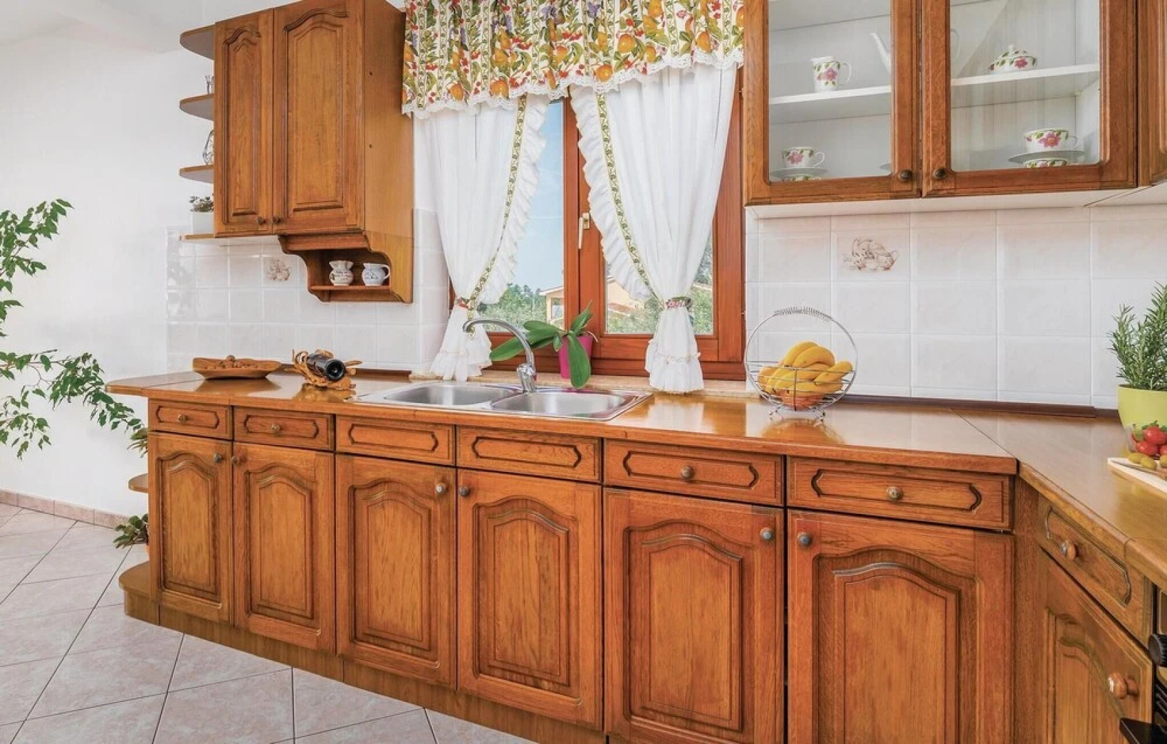 Stunning Apartment in Nedescina With Wifi and 3 Bedrooms