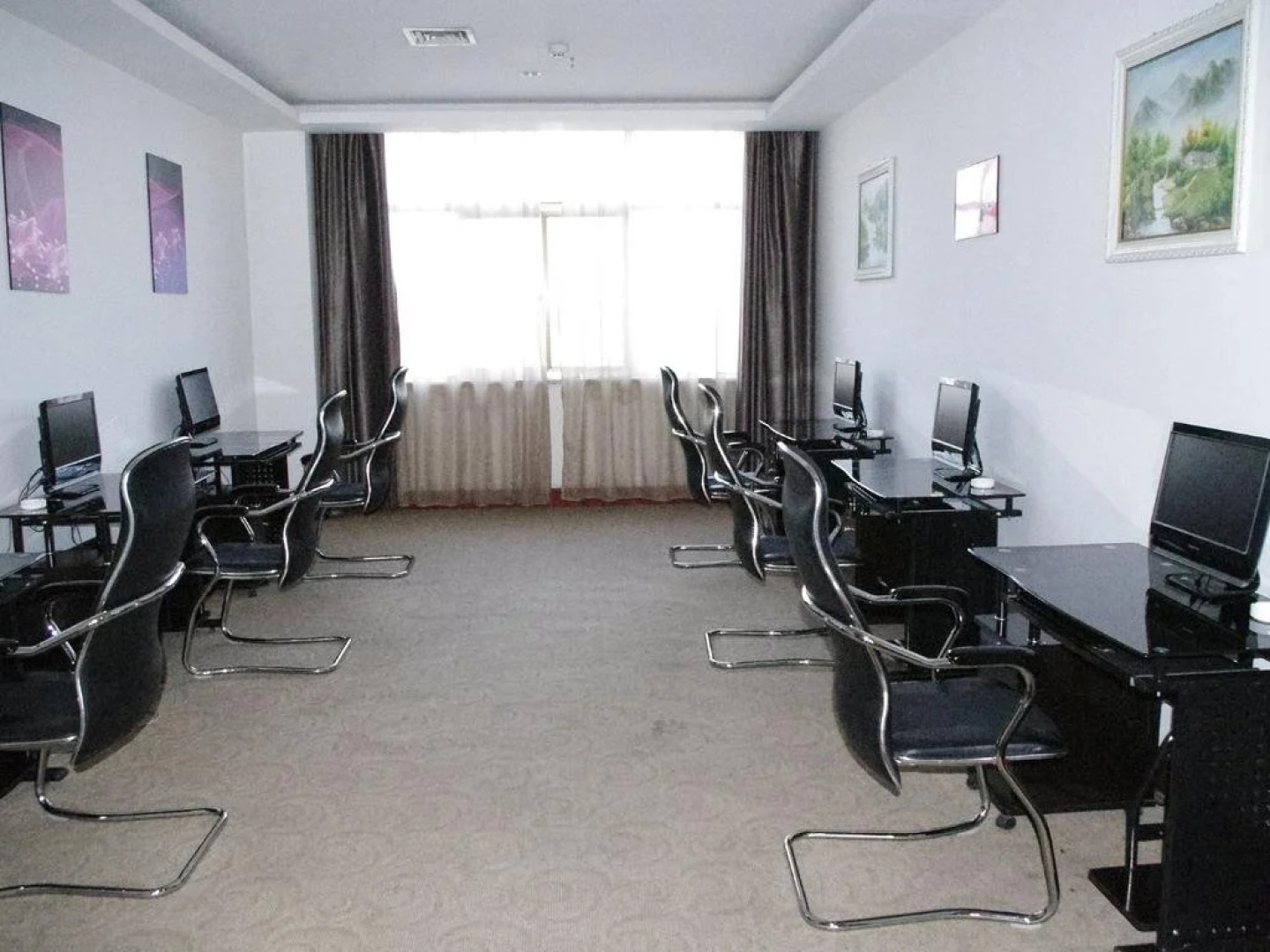 Nanshahai Ecological Hotel